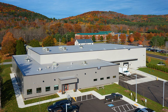 อาคารสแตนเลสหลายชั้นที่ทําจากเหล็กเรือนกระดาษเหล็กเรือนสูง