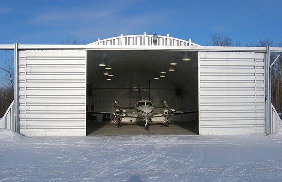 อุตสาหกรรม Pre-Engineered เครื่องบิน H H Beam Steel เครื่องบิน Hangar ด้วยประตู