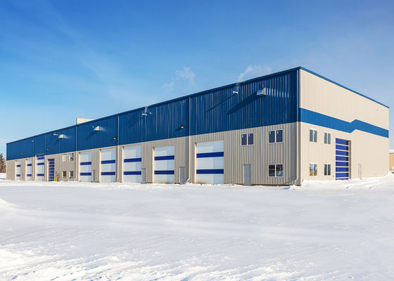 โครงสร้างเหล็กสูงอุตสาหกรรม โกดังป้องกันแผ่นดินไหว อาคารก่อสร้างช่าง